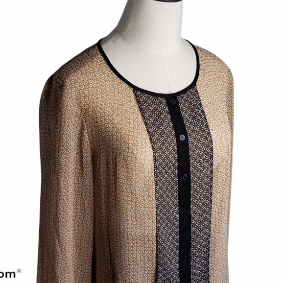 AnnTaylor Button Font Trending Sheer Mix Print Blouse ♡ - Picture 9 of 17